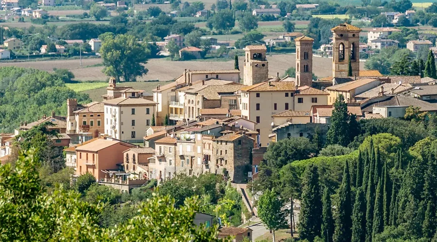 Deruta e il Palio della Brocca: un viaggio tra tradizione, ceramica e divertimento per tutta la famiglia